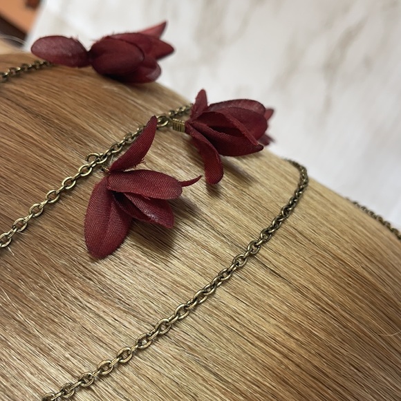 Forever 21 - Chained Floral Headpiece - Picture 13 of 14